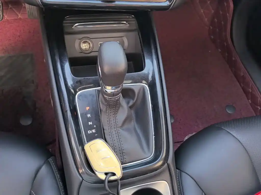 Roewe i5 — миниатюра 14
