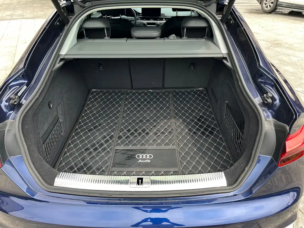 Audi A5 (Import) — миниатюра 8