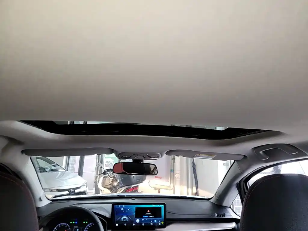 Geely Vision X3 — миниатюра 18