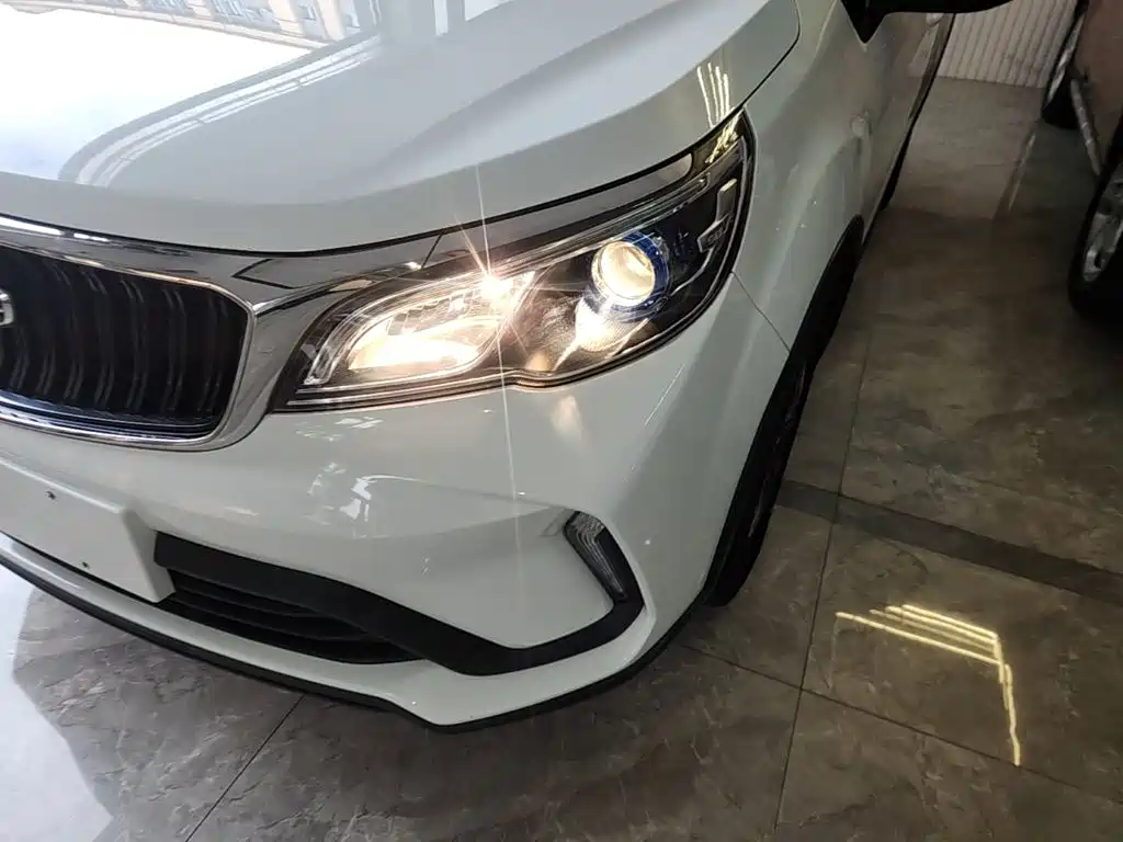 Geely Vision X3 — миниатюра 24