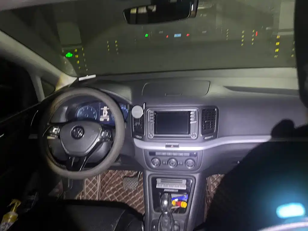 Volkswagen Sharan — миниатюра 8