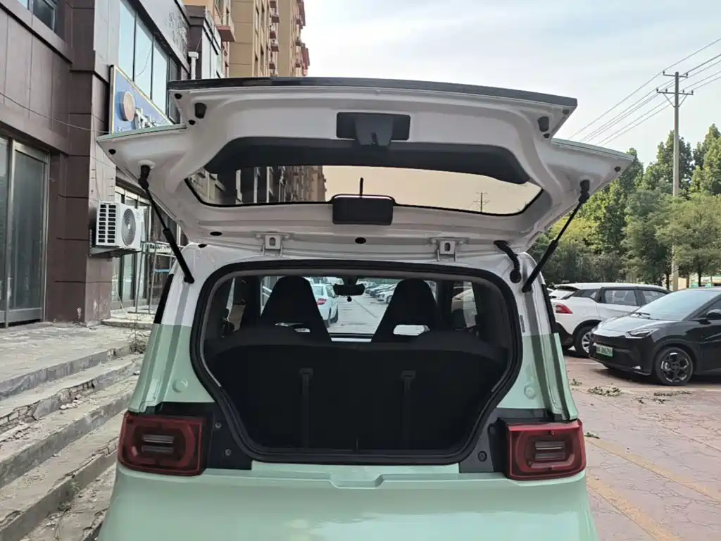 Wuling MINIEV — миниатюра 19