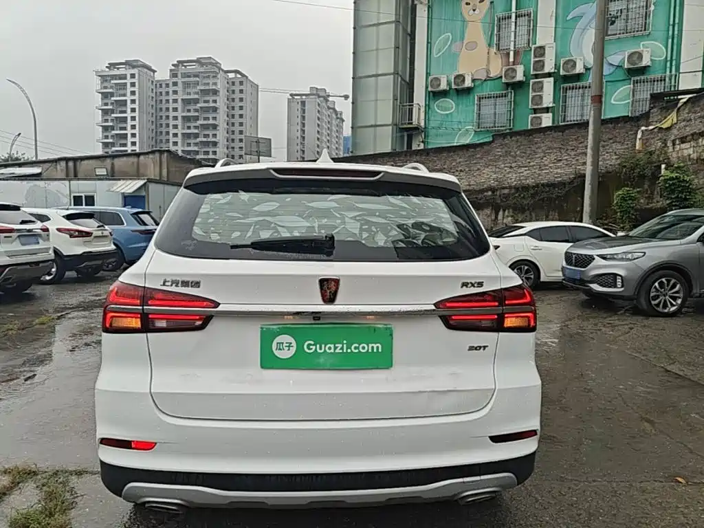 Roewe RX5 — миниатюра 6