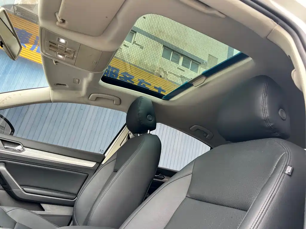 Volkswagen Lamando — миниатюра 8