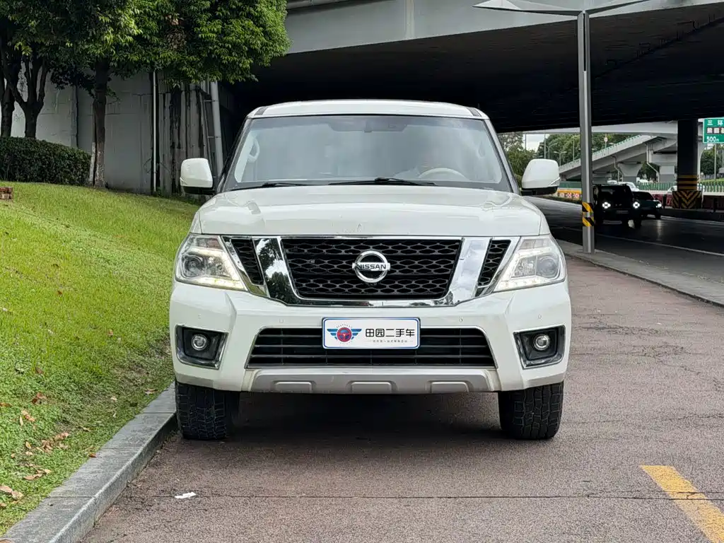 Nissan Patrol — миниатюра 2
