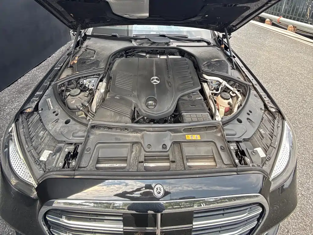Mercedes-Benz S-Class — миниатюра 11