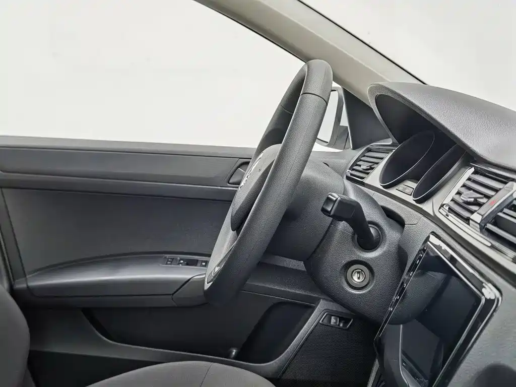 Skoda Rapid — миниатюра 22
