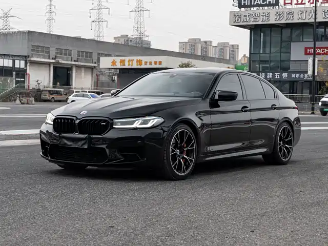 BMW M5