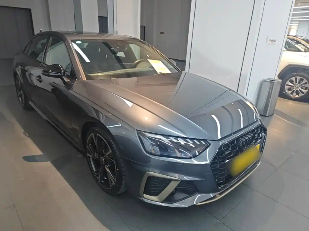 Audi A4L — миниатюра 4
