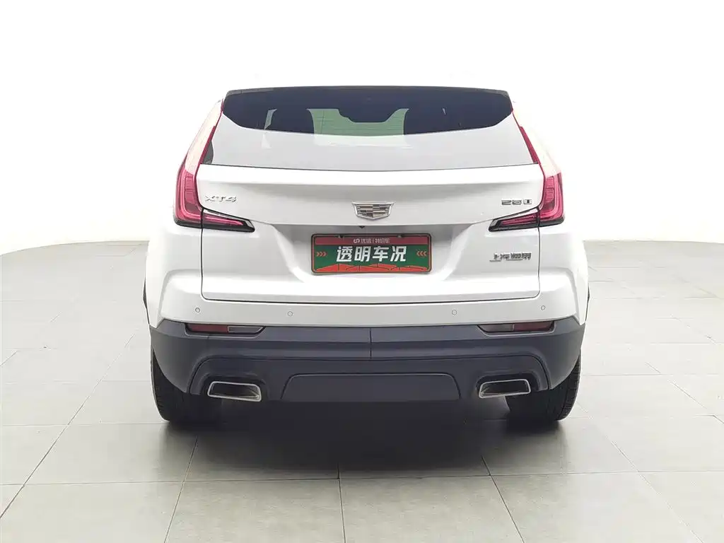Cadillac XT4 2020 28T