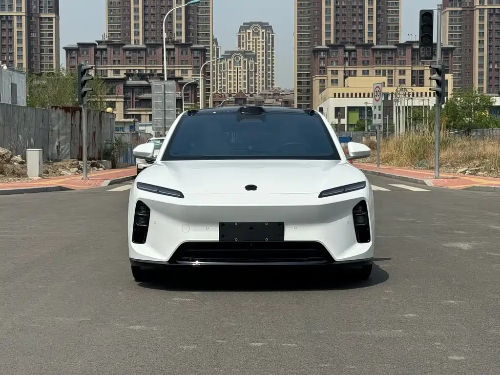 NIO ET5T