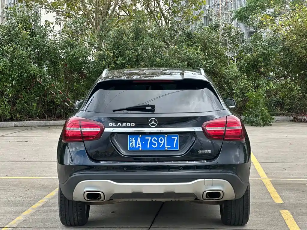 Mercedes-Benz GLA — миниатюра 21
