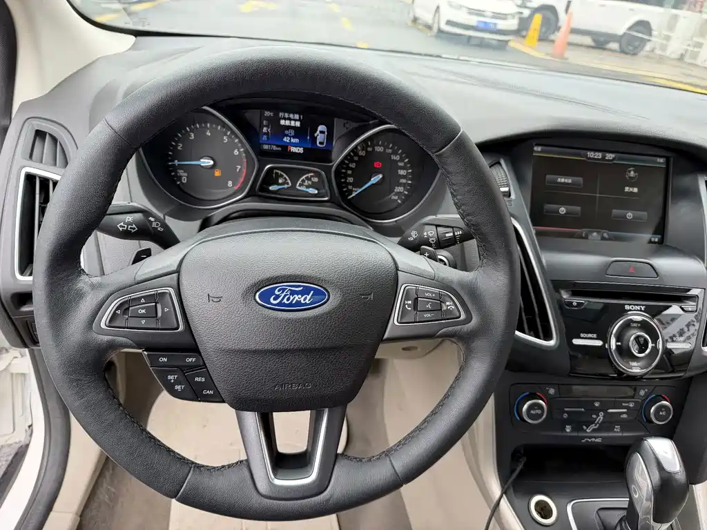 Ford Focus — миниатюра 12