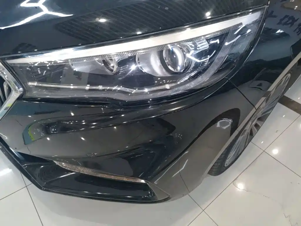 Hongqi Hongqi H5 — миниатюра 24