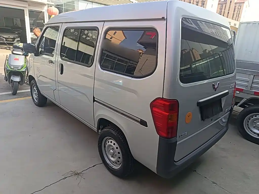 Wuling Zhiguang — миниатюра 5