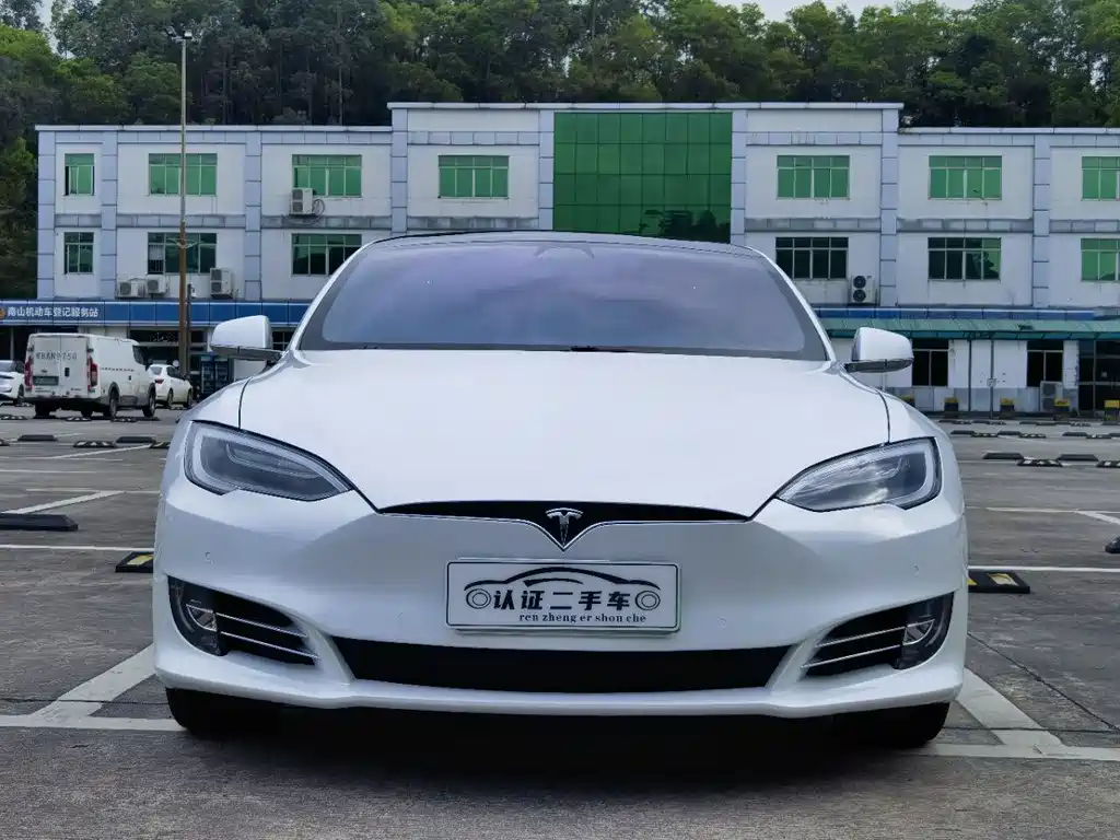 TESLA MODEL S