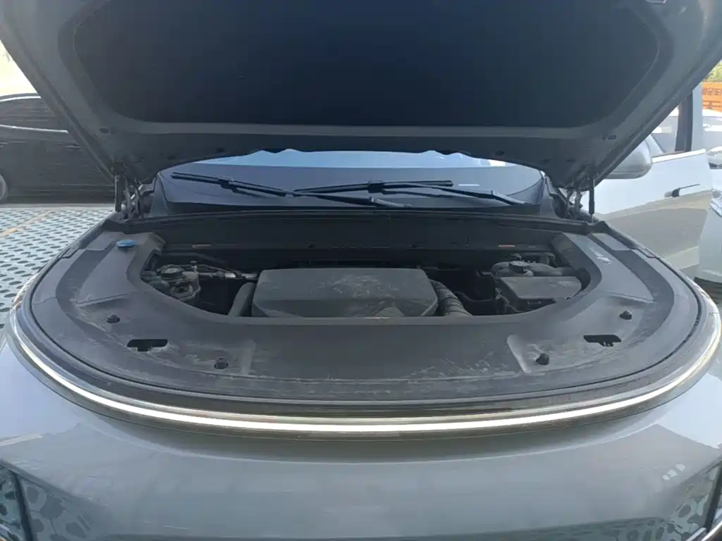 Li Auto Li L8 — миниатюра 20