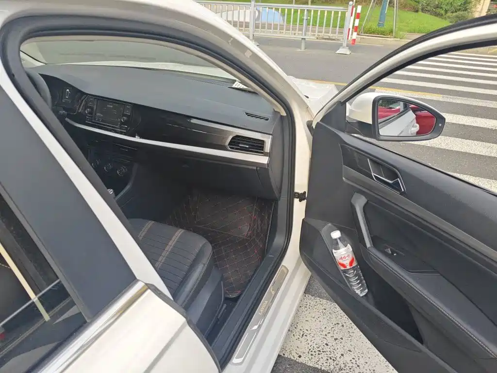 Volkswagen Lavida — миниатюра 18