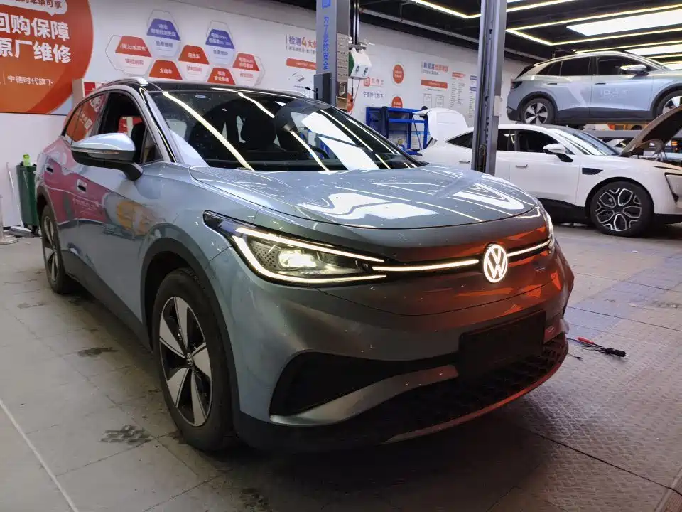 Volkswagen ID.4 X 2025 Smart