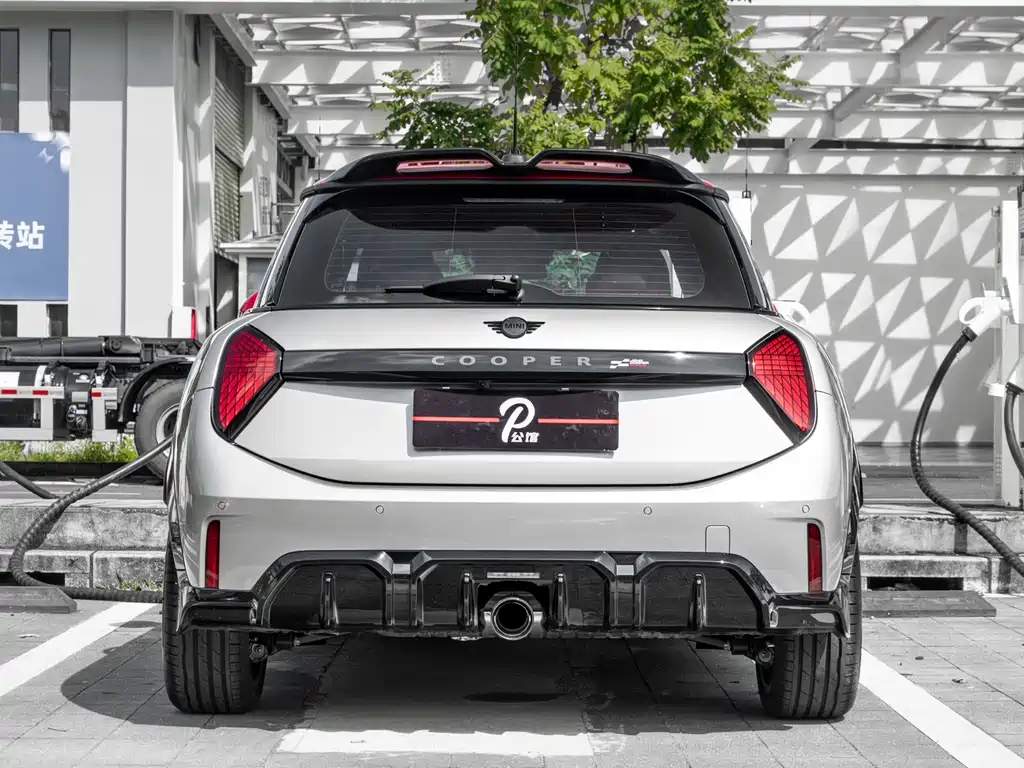 Mini JCW 2025 JOHN COOPER WORKS