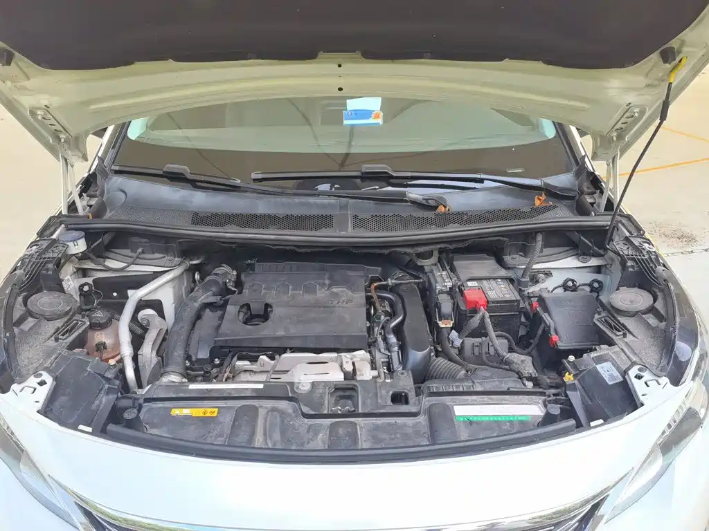 Peugeot 5008 — миниатюра 17