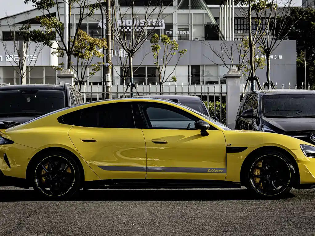 XIAOMI CAR XIAOMI SU7 ULTRA