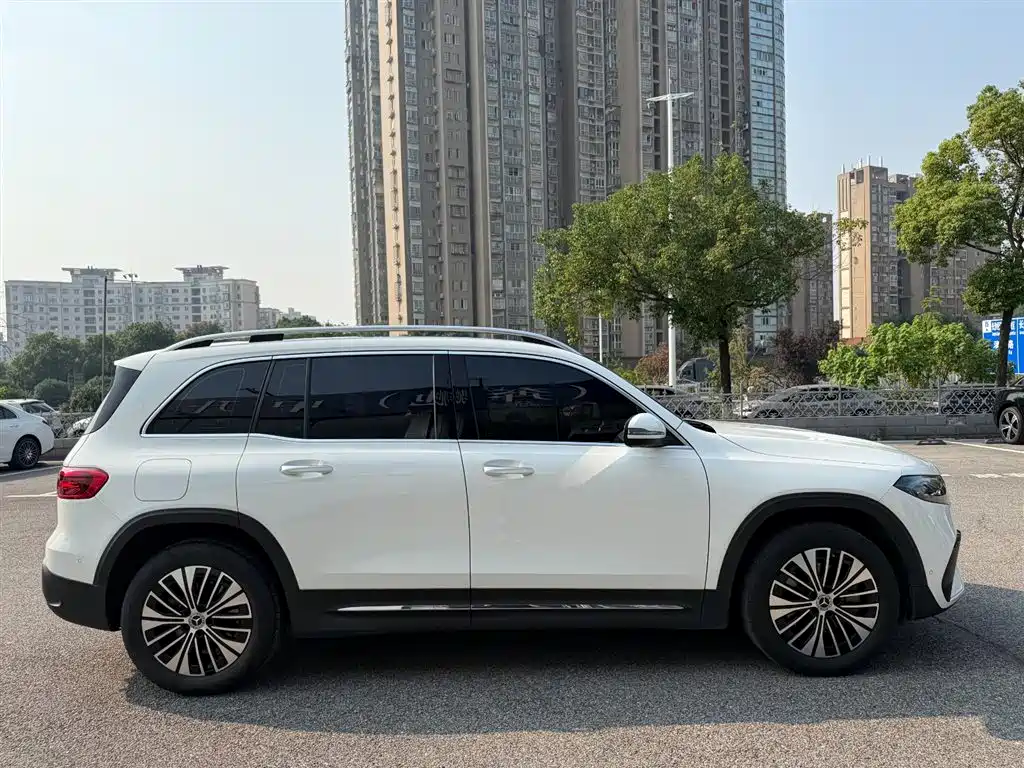 Mercedes-Benz EQB — миниатюра 5