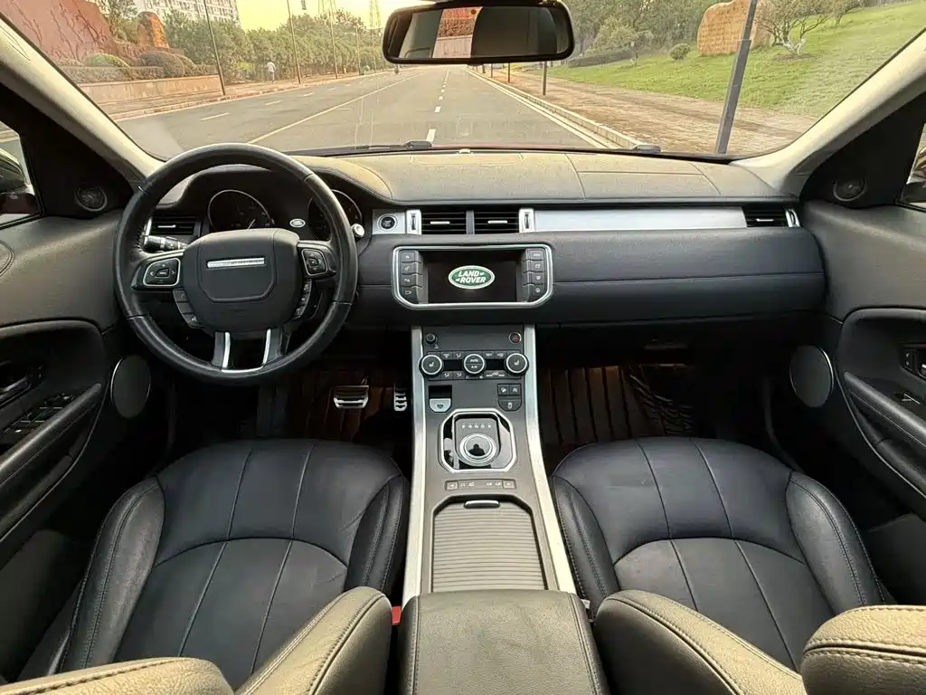 Land Rover Evoque — миниатюра 8