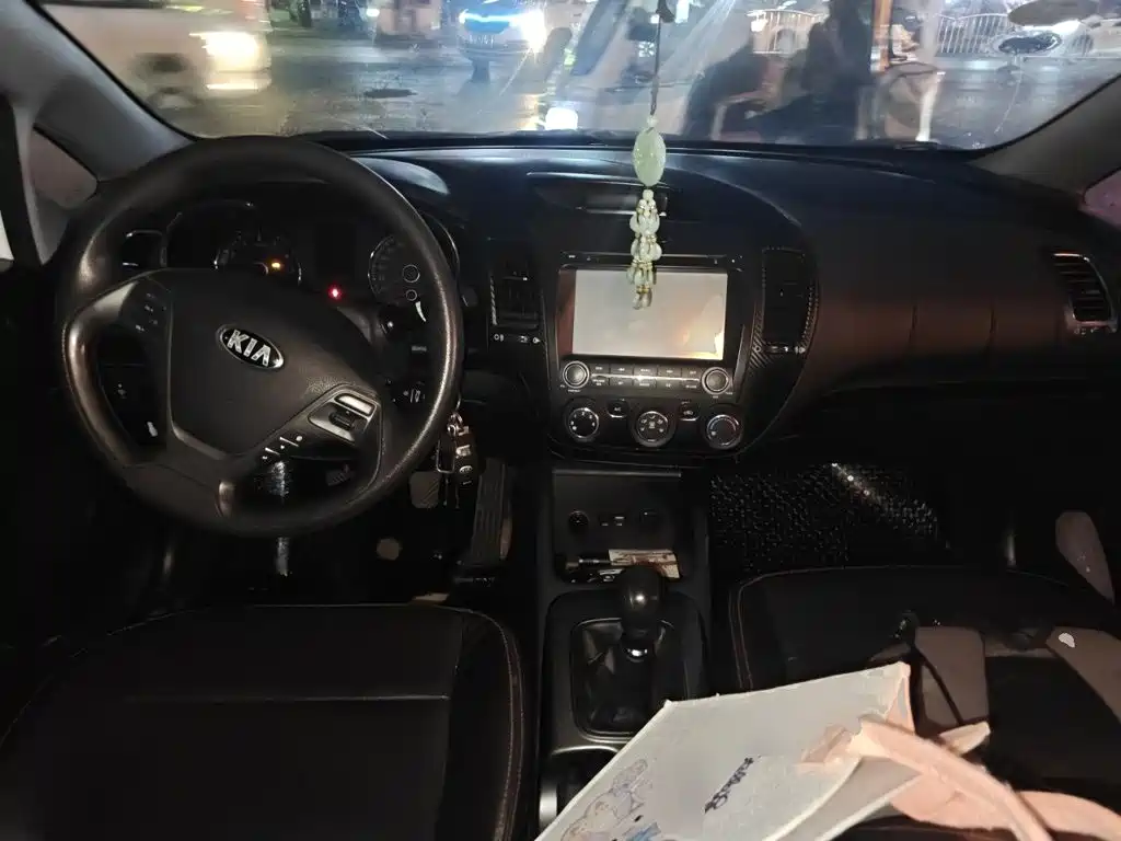 Kia K3 — миниатюра 5