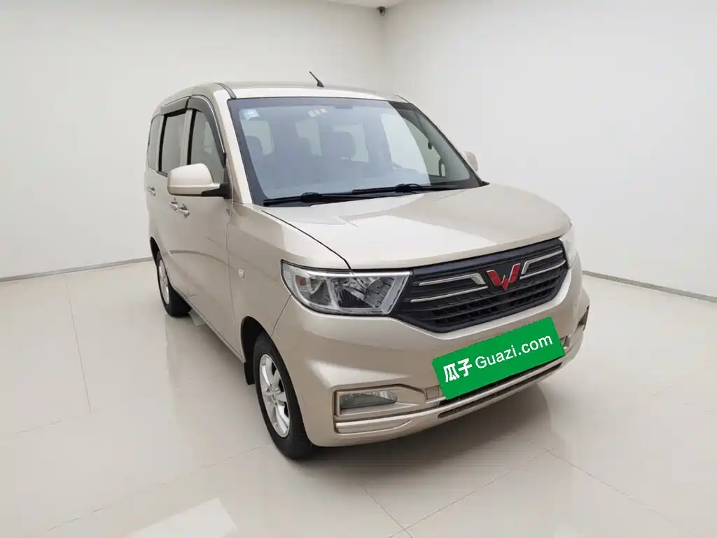 Wuling Hongguang V — миниатюра 3