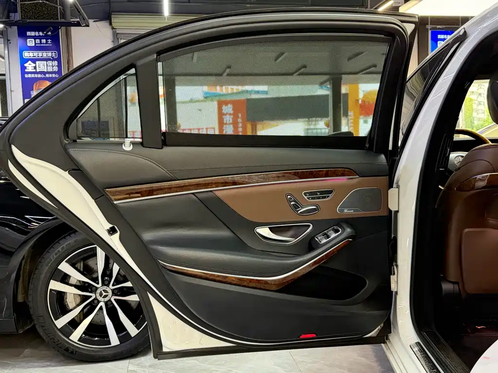 Mercedes-Benz S-Class — миниатюра 11
