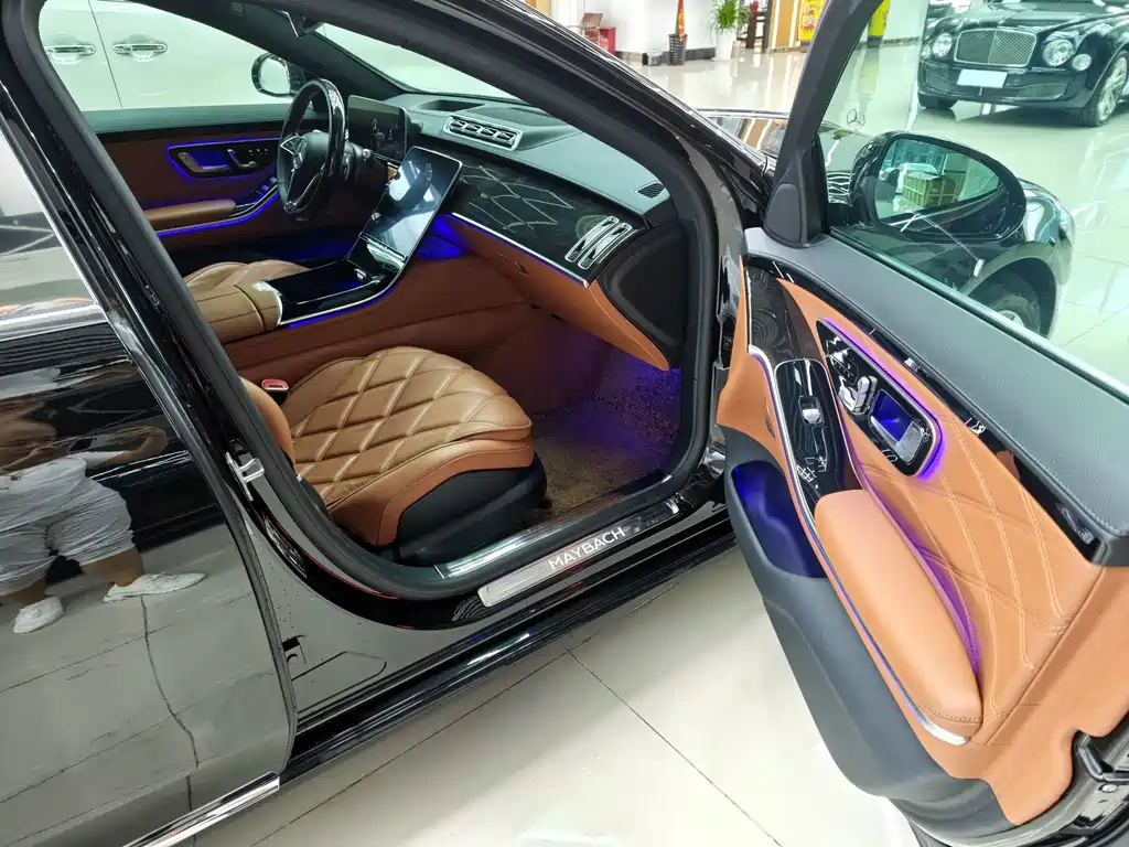 Mercedes-Benz S-Class — миниатюра 12