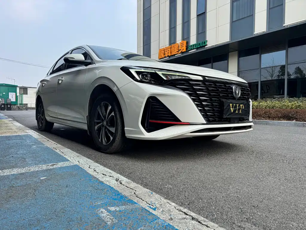 Changan Eado 2023 Enjoy PLUS NE 1.4T GDI DCT Luxury