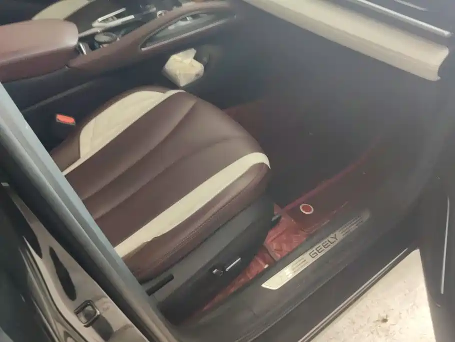 Geely Xingyue L — миниатюра 8