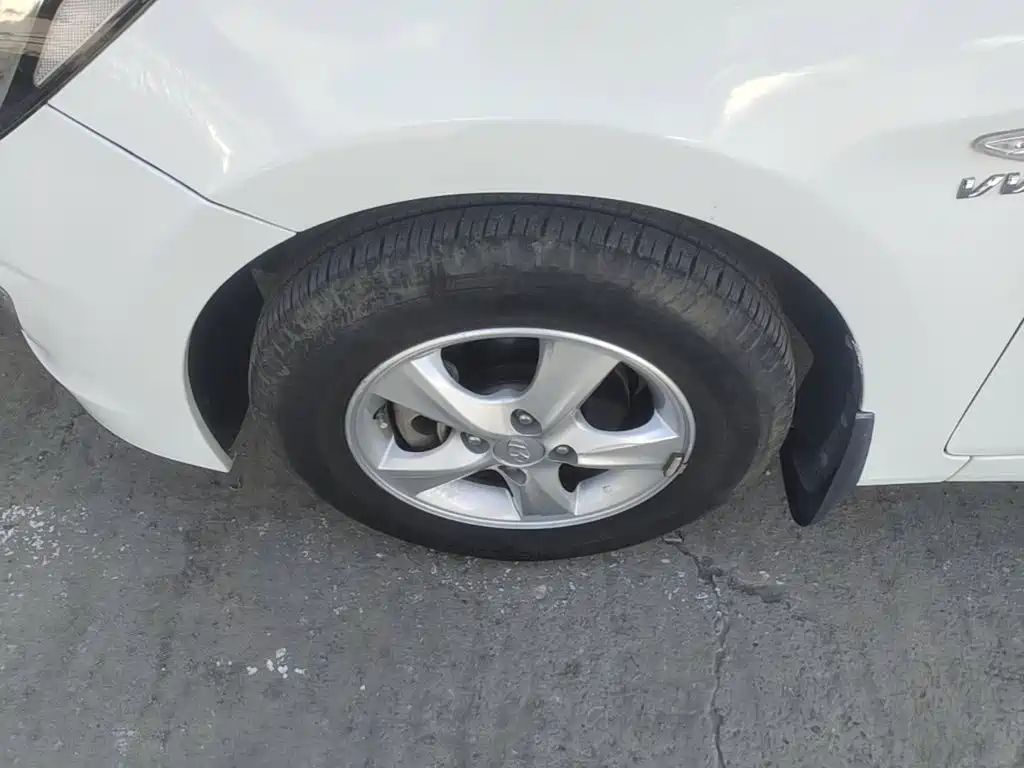 Hyundai Verna — миниатюра 23