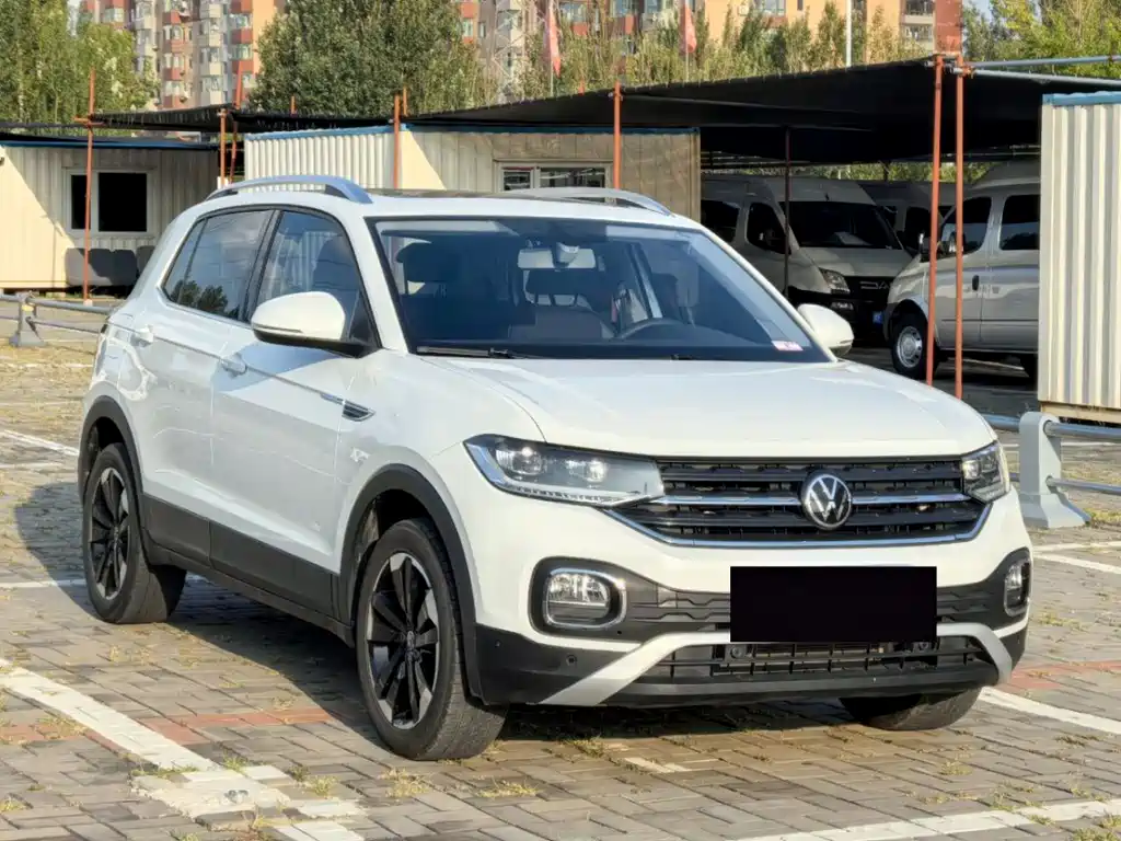 Volkswagen Tacqua 200TSI DSG Joy Connected Edition, фото 3