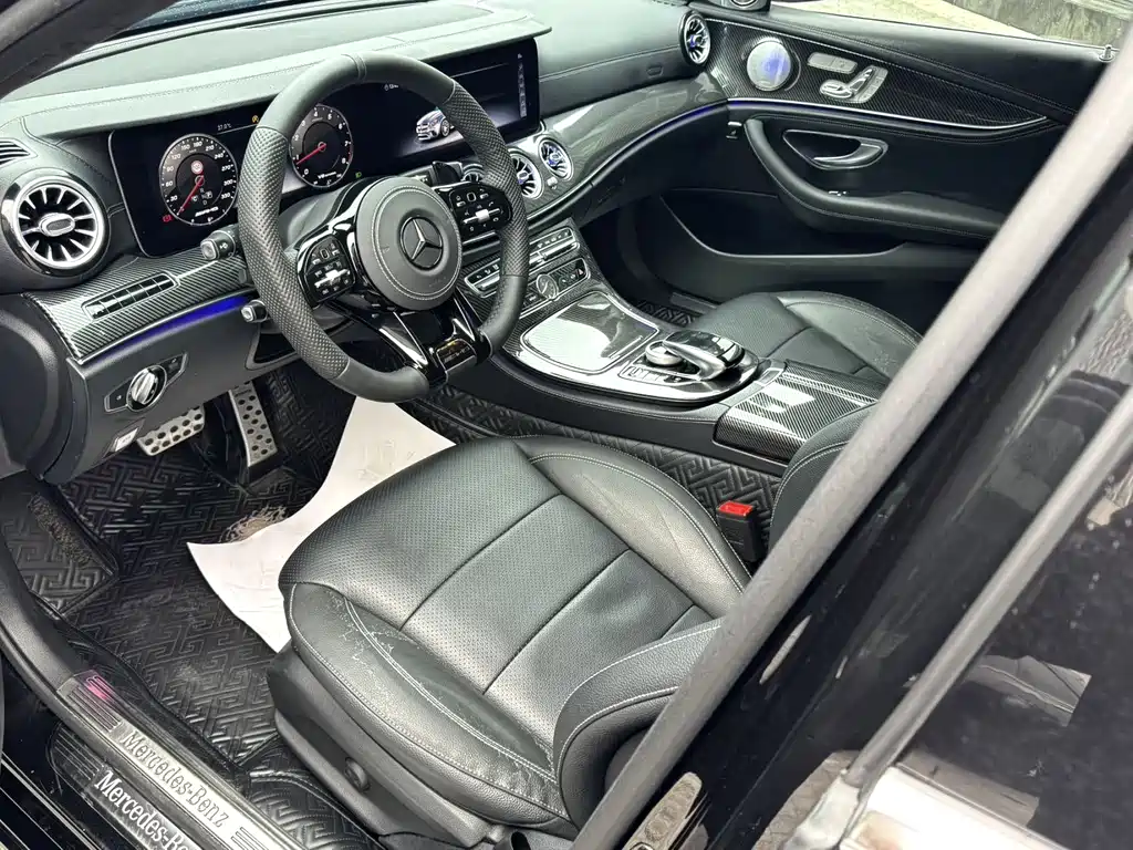 Mercedes-Benz E-Class — миниатюра 4