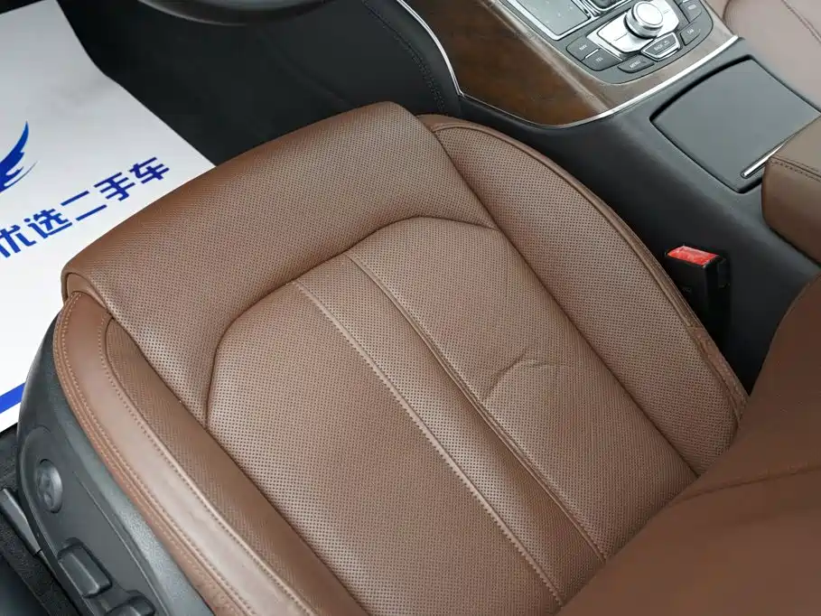 Audi A6L — миниатюра 7