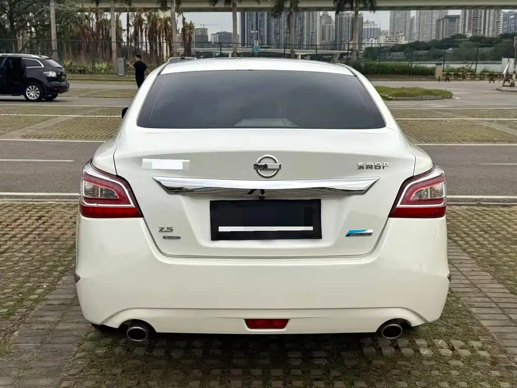 Nissan Teana — миниатюра 4