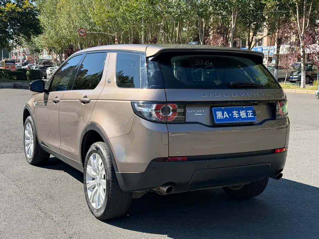 Land Rover Discovery Sport — миниатюра 4