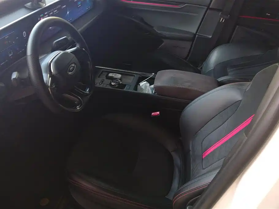 Ford Mondeo 2024 2.0T E- Sport ST-Line