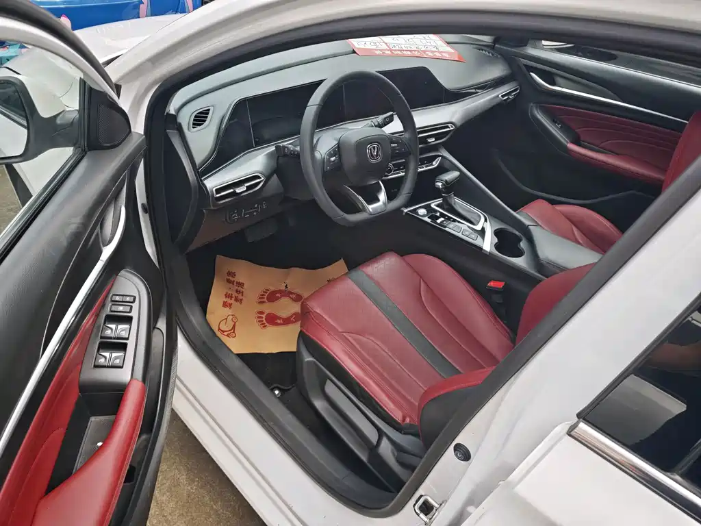 Changan Eado — миниатюра 4