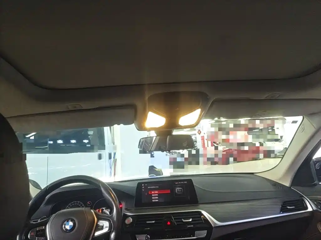 BMW 5 Series — миниатюра 18