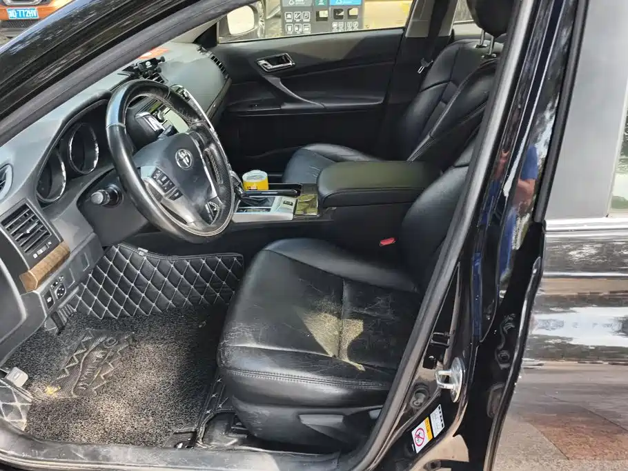 Toyota Reiz — миниатюра 9