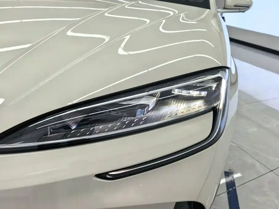 BYD Seal — миниатюра 5