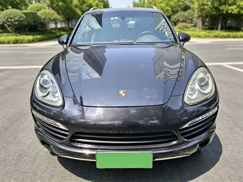 Porsche Cayenne 2014 Cayenne Platinum Edition 3.0T