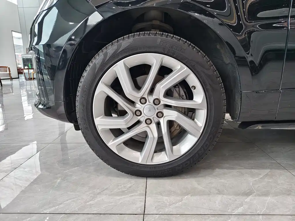 Land Rover Sport — миниатюра 5