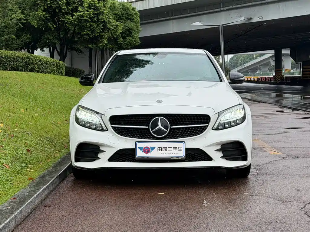 Mercedes-Benz C-Class — миниатюра 2