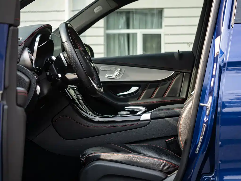 MERCEDES-BENZ GLC AMG