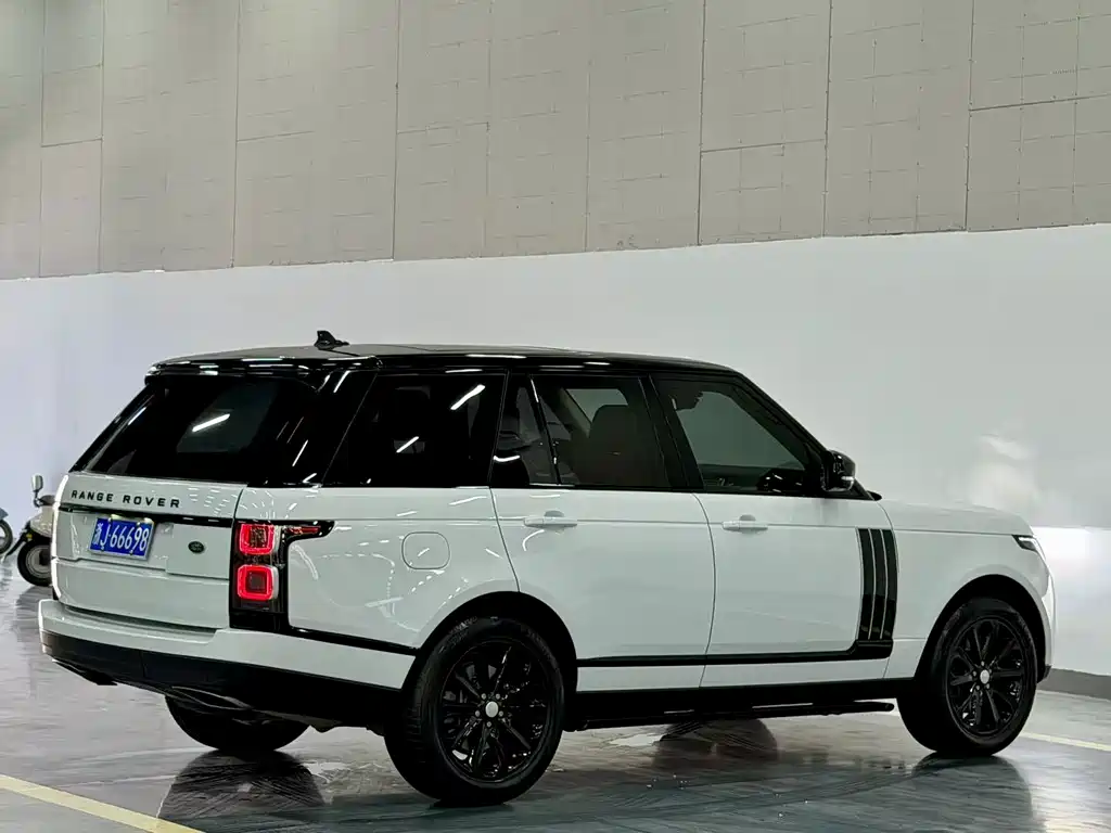 Land Rover Range Rover — миниатюра 9